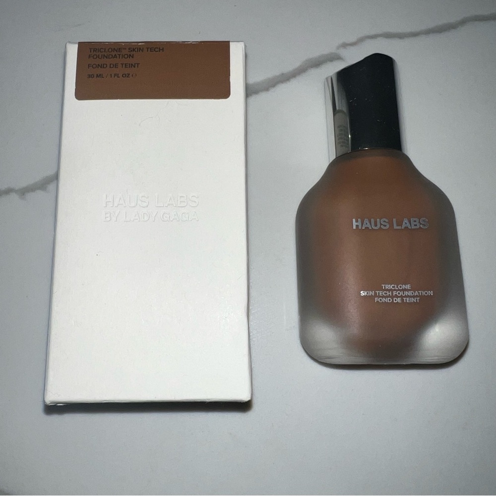Haus Labs Skin Tech Foundation 480 - Picture 2 of 3